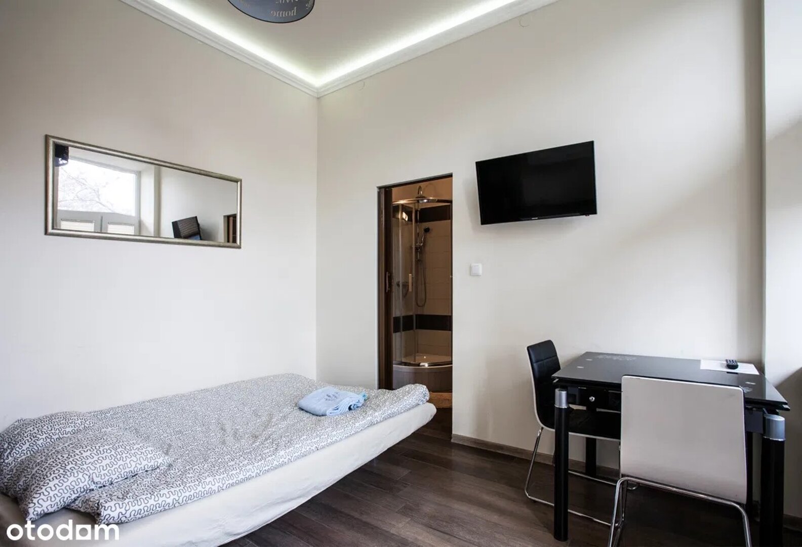 Fantastic Flats Foksal Bis